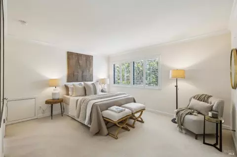 Bedroom - 64 Eucalyptus Knoll St, Mill Valley, CA 94941 photo 1 of 5