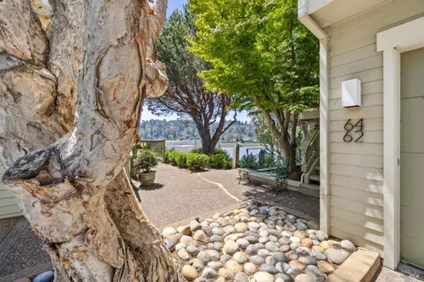 Exterior - 64 Eucalyptus Knoll St, Mill Valley, CA 94941 photo 2 of 7