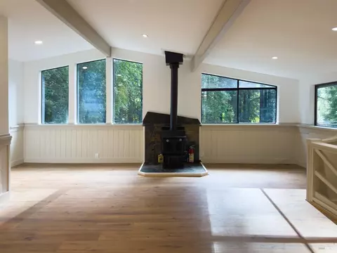 17420 Guernewood Ln, Guerneville, CA 95446