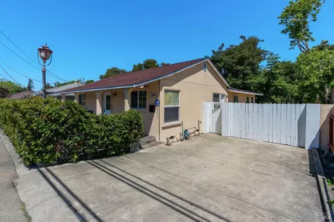 2208 Sacramento St, Vallejo, CA 94590