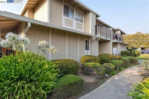 Exterior - 14375 Doolittle Dr, San Leandro, CA 94577 photo 1 of 2