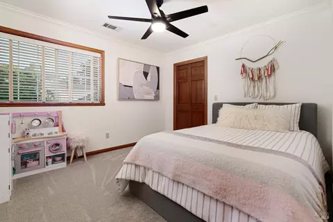 Bedroom - 945 Granada Ln, Vacaville, CA 95688 photo 5 of 7