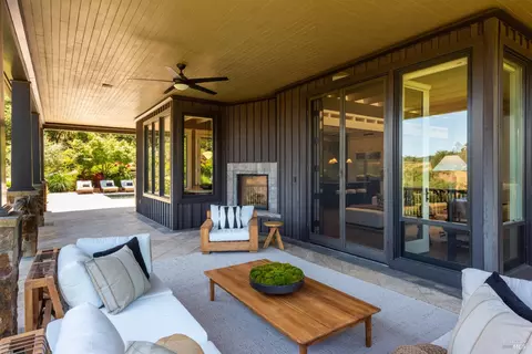 Exterior - 4030 Old Barn Rd, Healdsburg, CA 95448 photo 6 of 40