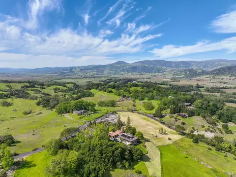 View/Area - 4030 Old Barn Rd, Healdsburg, CA 95448 photo 3 of 7