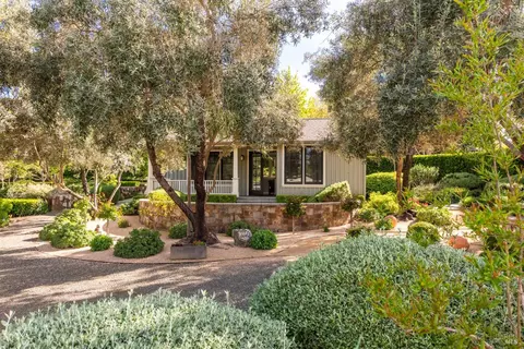 Exterior - 4030 Old Barn Rd, Healdsburg, CA 95448 photo 30 of 40