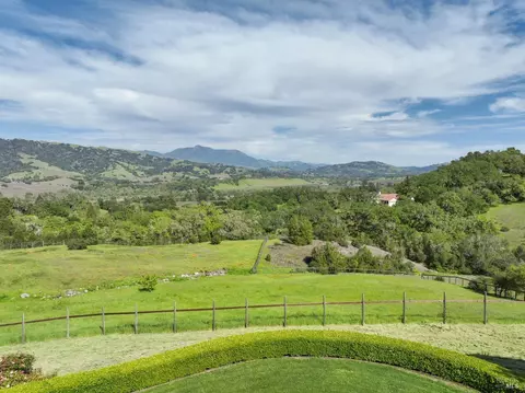 Exterior - 4030 Old Barn Rd, Healdsburg, CA 95448 photo 20 of 40
