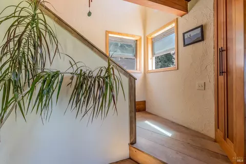 Entry Way - 32211 Condor Rd, Willits, CA 95490 photo 1 of 2