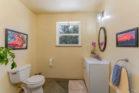 Bath - 32211 Condor Rd, Willits, CA 95490 photo 4 of 4