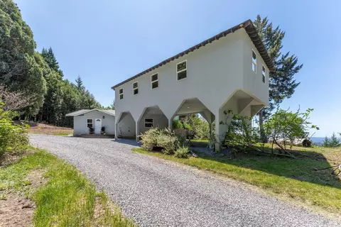Exterior - 32211 Condor Rd, Willits, CA 95490 photo 8 of 12