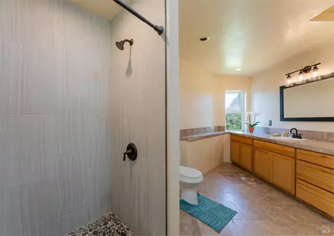 Bath - 32211 Condor Rd, Willits, CA 95490 photo 3 of 4