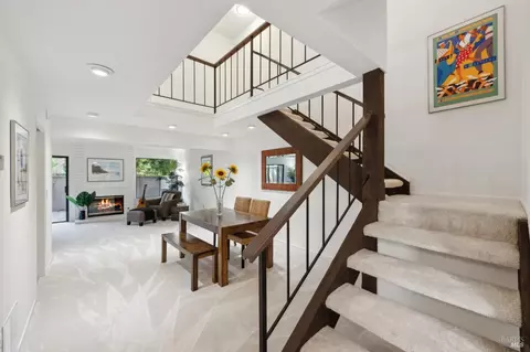 Entry Way - 73 Flicker Dr, Novato, CA 94949 photo 4 of 7
