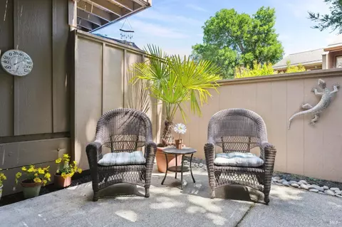 Exterior - 73 Flicker Dr, Novato, CA 94949 photo 11 of 12