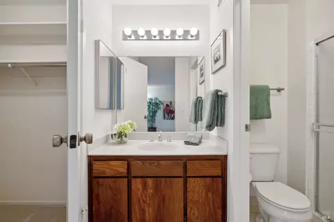 Bath - 73 Flicker Dr, Novato, CA 94949 photo 1 of 5