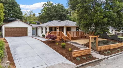 1153 Hexem Ave, Santa Rosa, CA 95404