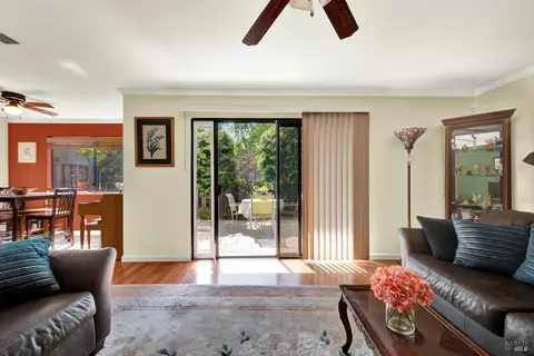 900 Cambridge Dr #99, Benicia, CA 94510
