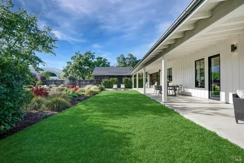 Exterior - 1122 Elm Ave, Sonoma, CA 95476 photo 10 of 22