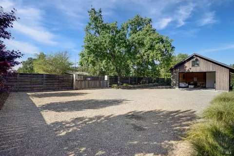 Exterior - 1122 Elm Ave, Sonoma, CA 95476 photo 17 of 22