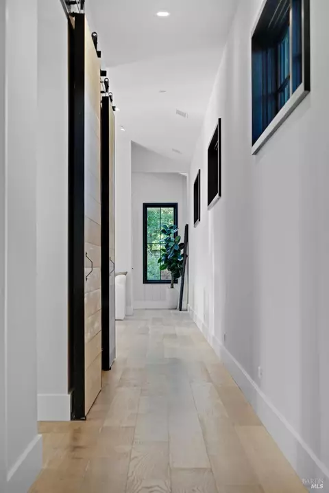 Entry Way - 1122 Elm Ave, Sonoma, CA 95476 photo 6 of 8