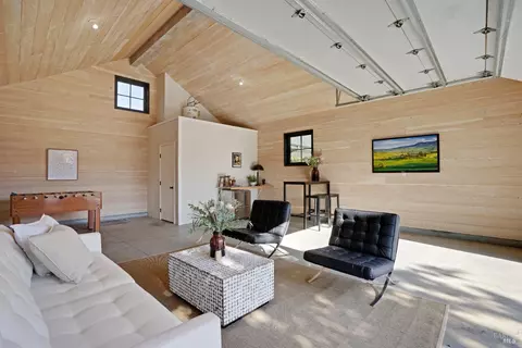 Living - 1122 Elm Ave, Sonoma, CA 95476 photo 5 of 6