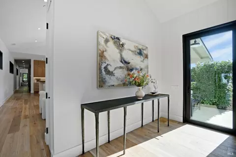 Entry Way - 1122 Elm Ave, Sonoma, CA 95476 photo 3 of 8