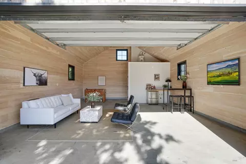 Living - 1122 Elm Ave, Sonoma, CA 95476 photo 4 of 6