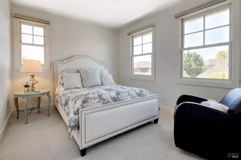 Bedroom - 580 E 6th St, Sonoma, CA 95476 photo 4 of 4
