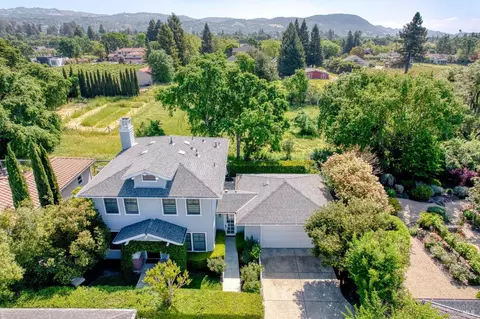 580 E 6th St, Sonoma, CA 95476