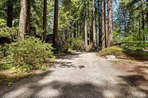 Exterior - 17090 Fitzpatrick Ln, Occidental, CA 95465 photo 6 of 57
