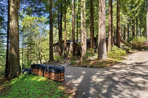 Exterior - 17090 Fitzpatrick Ln, Occidental, CA 95465 photo 30 of 57