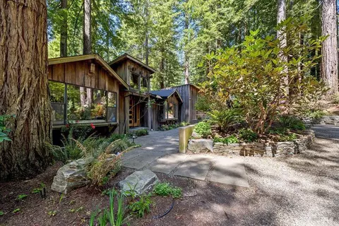 Exterior - 17090 Fitzpatrick Ln, Occidental, CA 95465 photo 16 of 57
