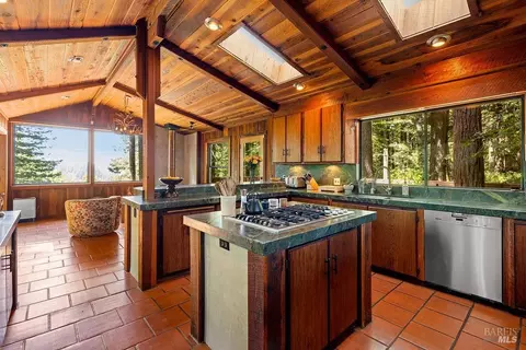 Kitchen - 17090 Fitzpatrick Ln, Occidental, CA 95465 photo 1 of 3