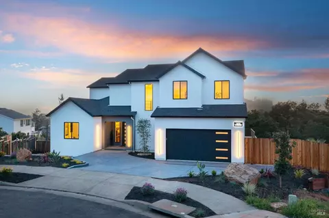 1975 W Bristlecone Ct, Santa Rosa, CA 95403