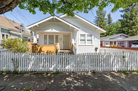 428 Bosley St, Santa Rosa, CA 95401