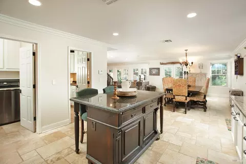 Kitchen - 1635 Sequoia Way, Dixon, CA 95620 photo 8 of 8