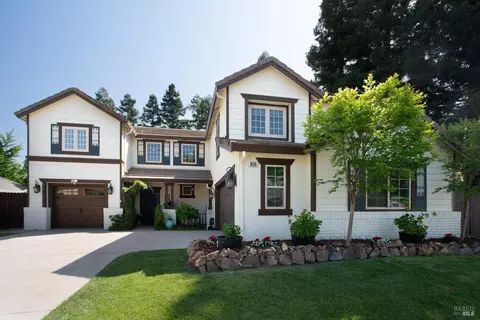 Exterior - 1635 Sequoia Way, Dixon, CA 95620 photo 5 of 28