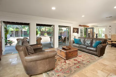 Living - 1635 Sequoia Way, Dixon, CA 95620 photo 2 of 8