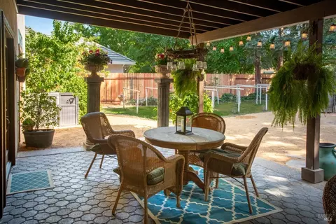 Exterior - 1635 Sequoia Way, Dixon, CA 95620 photo 13 of 28