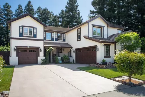 Exterior - 1635 Sequoia Way, Dixon, CA 95620 photo 2 of 28