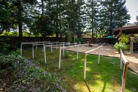 Exterior - 1635 Sequoia Way, Dixon, CA 95620 photo 17 of 28