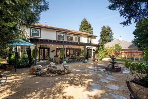 Exterior - 1635 Sequoia Way, Dixon, CA 95620 photo 9 of 28