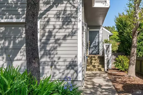 Exterior - 612 Wateree St, Sausalito, CA 94965 photo 2 of 7
