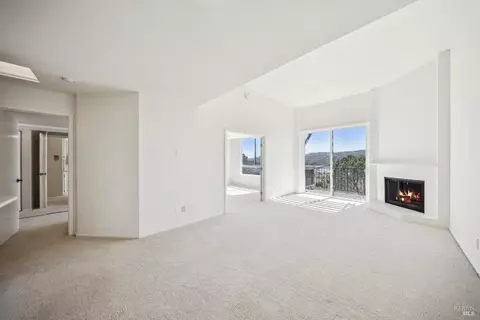 511 Seaver Dr, Mill Valley, CA 94941