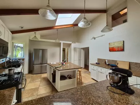 Kitchen - 16770 Branscomb Rd, Branscomb, CA 95417 photo 1 of 5
