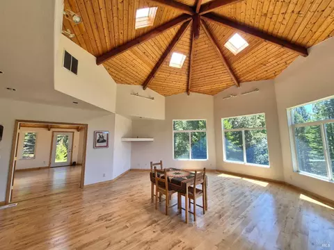Dining - 16770 Branscomb Rd, Branscomb, CA 95417 photo 1 of 1