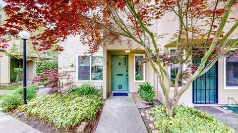 2980 Yulupa Ave, Santa Rosa, CA 95405
