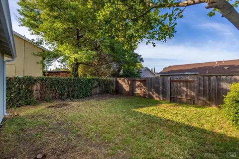 2085 Harte Ct, Fairfield, CA 94533 photo 26