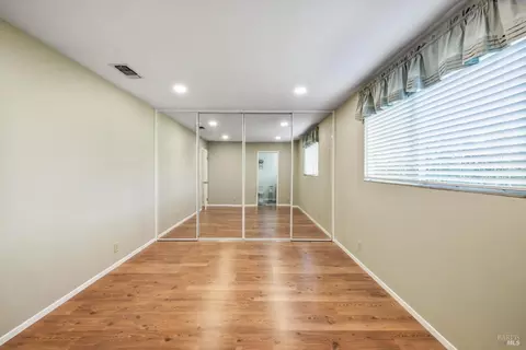 2085 Harte Ct, Fairfield, CA 94533 photo 17