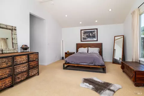 Bedroom - 229 Cardinal Rd, Mill Valley, CA 94941 photo 1 of 4