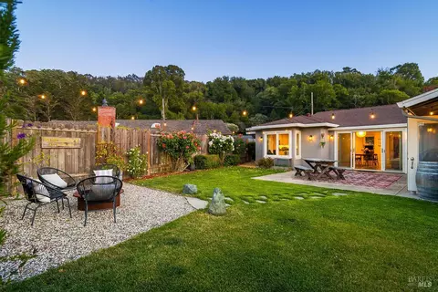 Exterior - 229 Cardinal Rd, Mill Valley, CA 94941 photo 15 of 17