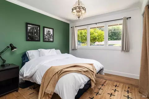Bedroom - 229 Cardinal Rd, Mill Valley, CA 94941 photo 4 of 4